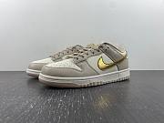 Nike Wmns Dunk Low 'Gold Swoosh' DX5930-001 - 1