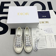 Walk'n'Dior Gray Tone Thread Embroidery Low Top Sneaker - 5