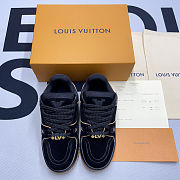 	 LV Trainer Sneaker Black Logo - 5
