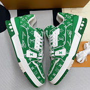 	 LV Trainer Sneaker Green Logo - 2