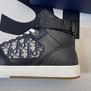 B27 HIGH-TOP SNEAKER Black Smooth Calfskin with Beige and Black Dior Oblique Jacquard - 2