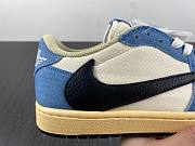Travis Scott x Air Jordan 1 Low Jeans  - 3