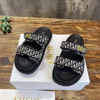 DIORACT SLIDE Black Embroided 