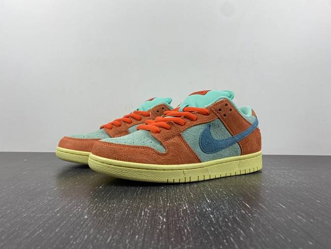 Nike SB Dunk Low “Noise Aqua” DV5429-800 - 1