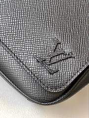 Louis Vuitton District PM LV0014 Bag Size 26x20x7cm - 3