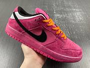 Run The Jewels x Nike SB Dunk Low DX4356-600 - 3