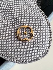 LV Capucines Topaze BB M22055 Size 27x18x9cm - 3