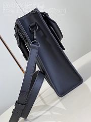 Louis Vuitton Sac Plat Cross M21884 Size 19x22x7cm - 5