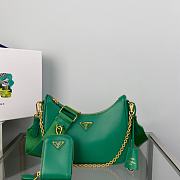 Prada Re-edition 2005 Green Size 22x13x6cm - 1