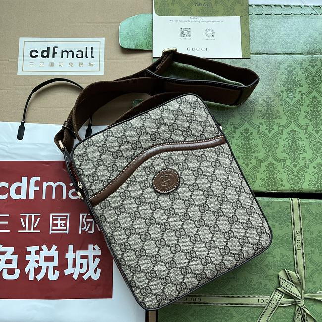 GUCCI SLING BACKPACK WITH INTERLOCKING  - 1