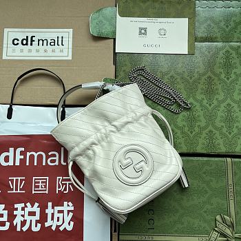 GUCCI BLONDIE MINI WHITE BUCKET BAG 760313 AACP7 9022