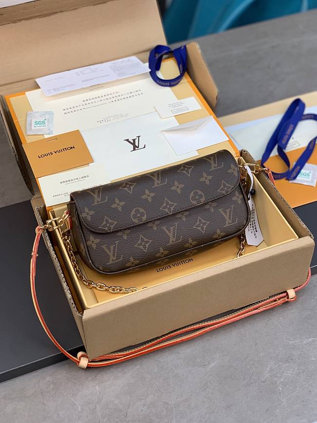 LV Wallet On Chain Ivy Bag M81911 Size 23x12x4cm - 1