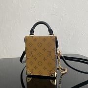 LV Camera Box Vibe Bag M82465 Size 12x17x6cm - 6
