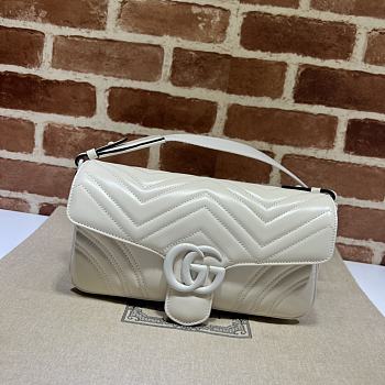 GG MARMONT MATELASSÉ WHITE SHOULDER BAG