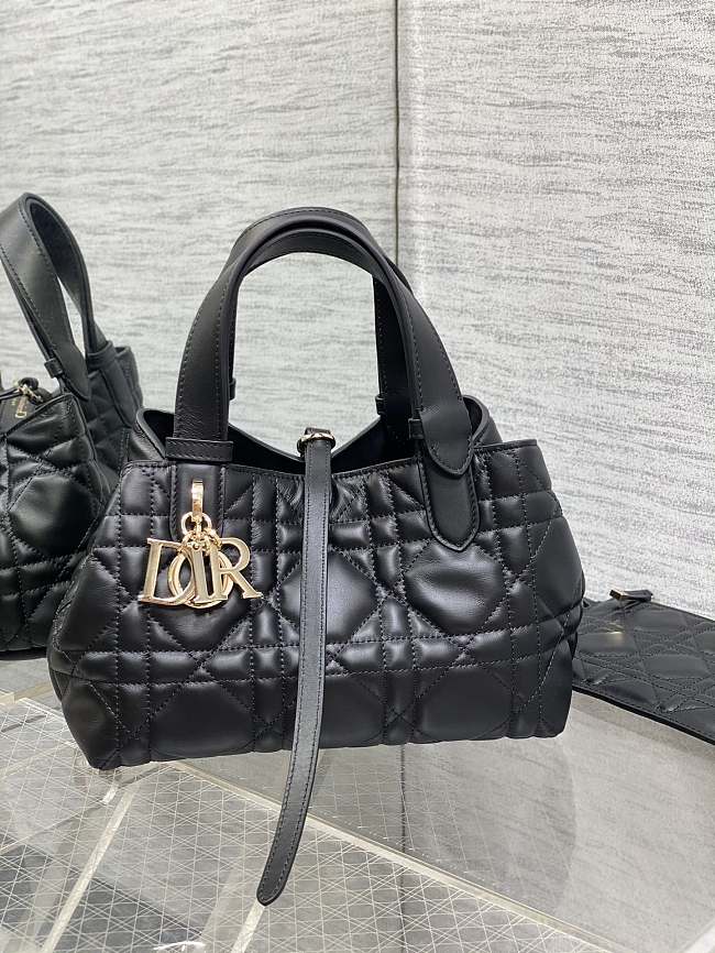 MEDIUM DIOR TOUJOURS BAG Black Macrocannage Calfskin M2821OSHJ_M900 - 1
