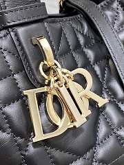 MEDIUM DIOR TOUJOURS BAG Black Macrocannage Calfskin M2821OSHJ_M900 - 4