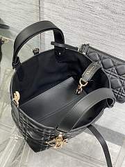 MEDIUM DIOR TOUJOURS BAG Black Macrocannage Calfskin M2821OSHJ_M900 - 3