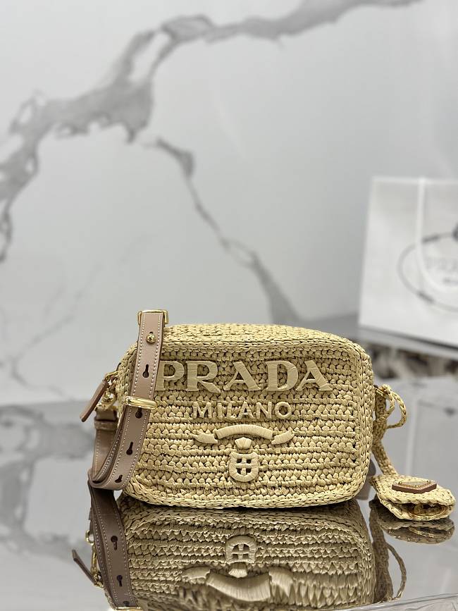 Prada Crochet Shoulder Bag Size 12x19x6cm - 1