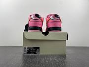 The Powerpuff Girls x Nike SB Dunk Low “Blossom” FD2631-600  - 4