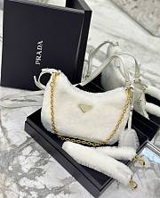 Prada Re-Edition Shearling White Size 22x17x6cm - 6