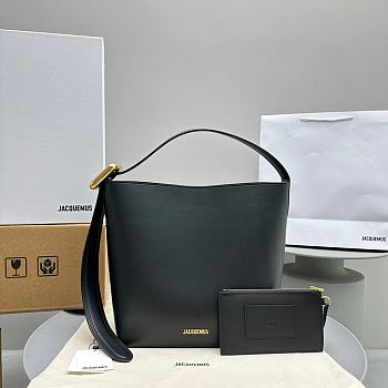Jacquemus Le Regalo Black leather bucket bag