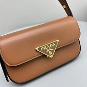 Prada Emblème Brown leather bag - 5