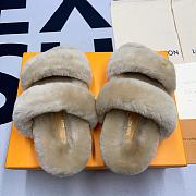 Louis Vuitton Fur Slipper  - 2