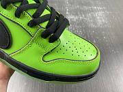 The Powerpuff Girls x Dunk Low Pro SB QS 'Buttercup' FZ8319-300 - 2