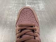 NIKE DUNK LOW PREMIUM SB “CITY OF LOVE COLLECTION BURGUNDY CRUSH” FN0619-600 - 5
