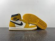 Air Jordan 1 High OG “Yellow Ochre” DZ5485-701 - 3