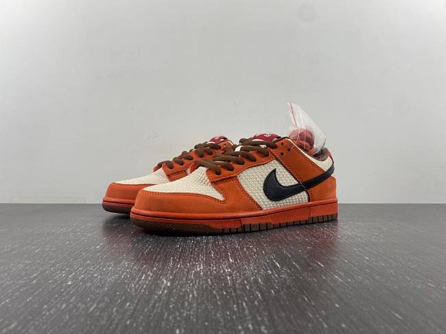 Nike SB Dunk Low Top Ramen 313170-101 - 1