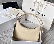Givenchy Out Bag in Shiny Leather with Chain Beige - 2