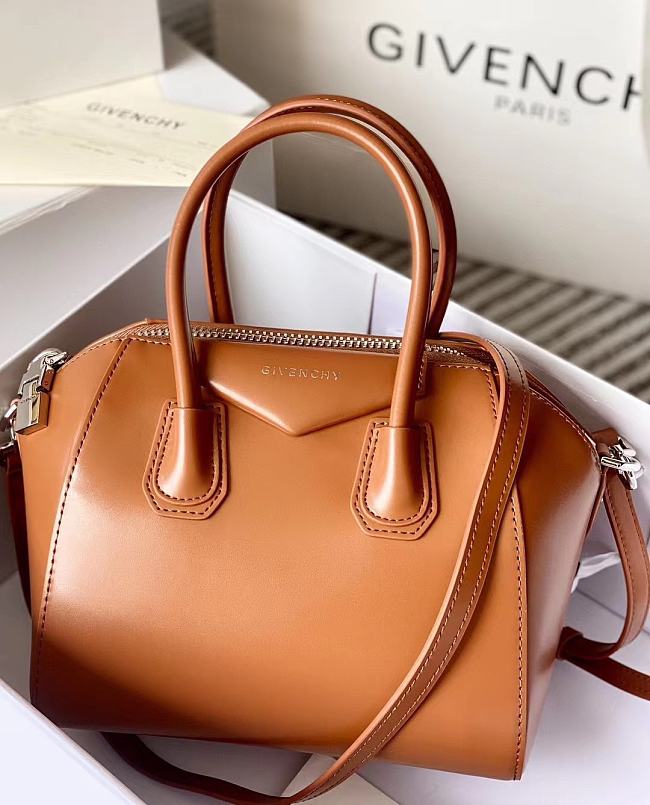 Givenchy Antigona Bag in Box Leather Brown - 1