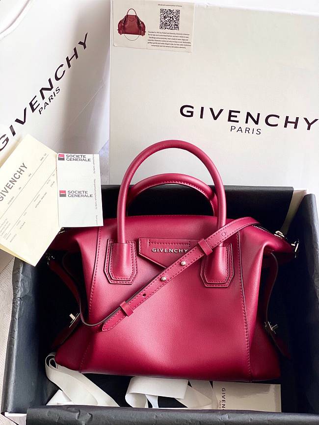 Givenchy Antigona Bag in Box Leather Pink - 1