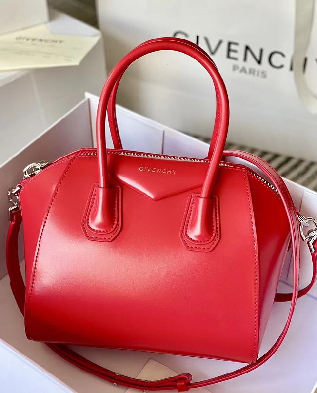Givenchy Antigona Bag in Box Leather Red - 1