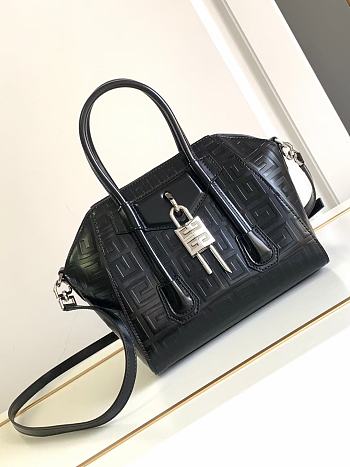 Givenchy Antigona Lock Bag in Box Leather Black