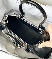 Givenchy Antigona Stretch Bag in Box Leather Black - 6