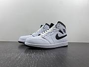 Air Jordan 1 Mid Reverse Panda DQ8426-132 - 1