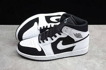 Air Jordan 1 Mid White Black 554724-113