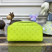 Louis Vuitton Dopp Kit Toilet Pouch M10144 Size 28x15x16.5CM - 3