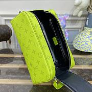 Louis Vuitton Dopp Kit Toilet Pouch M10144 Size 28x15x16.5CM - 5