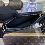 Louis Vuitton Gaston Wearable Wallet M81972 Size 22x14.5x4.5CM - 4