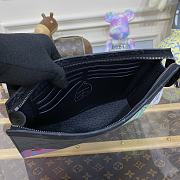Louis Vuitton Pochette Voyage M81973 Size 26X20CM - 5