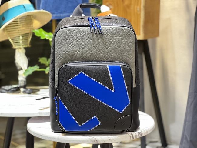 Louis Vuitton Dean Backpack M59924 Size 31x41x15CM - 1