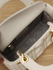 Dior Lady Bag White Milk Pearl Size17x15x7cm - 5