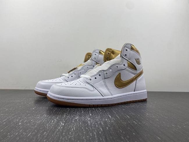 Air Jordan 1 Retro High OG Metallic Gold FD2596-107 - 1