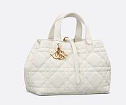 Medium Dior Toujours Bag Latte Macrocannage Calfskin - 1