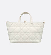 Medium Dior Toujours Bag Latte Macrocannage Calfskin - 3