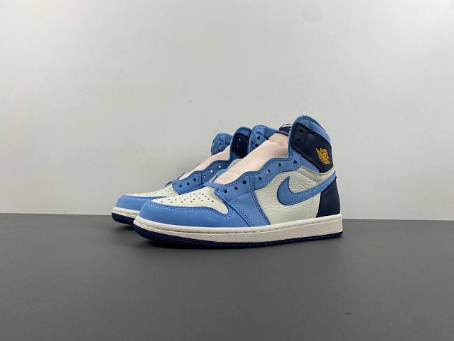 Air Jordan 1 High OG First in Flight D2596-400 - 1