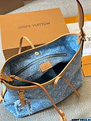 LV Carry Denim Blue Size 29 x 24 x 12 cm - 2